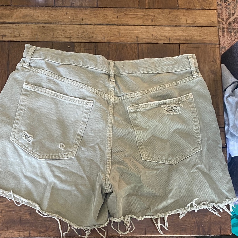 We The Free Olive Green Distressed Denim Shorts - Picture 3 of 3